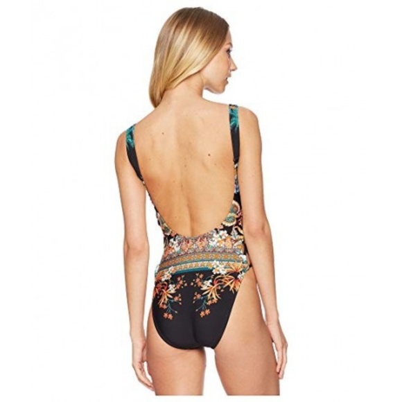 Kenneth Cole Tahiti Plunge Lattice Side Mio 1 PC - Picture 3 of 8